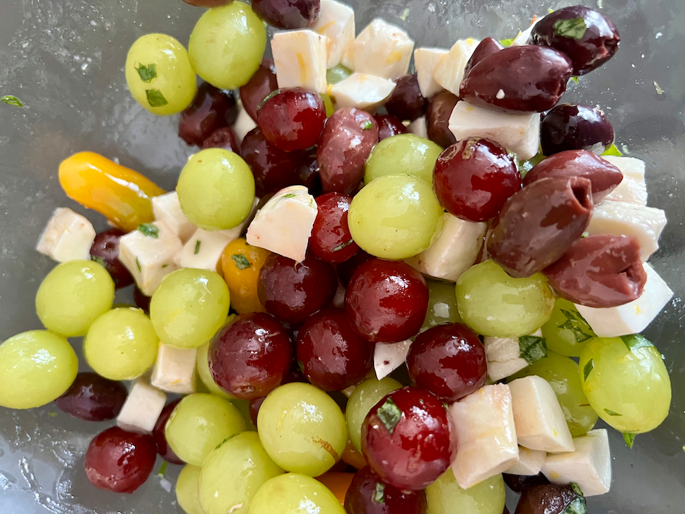 Grape Salad With Fresh Mozzarella – Fustini's Oils & Vinegars