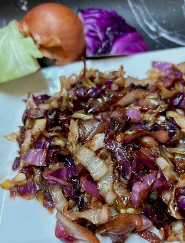 Braised Apple Cabbage – Fustini's Oils & Vinegars