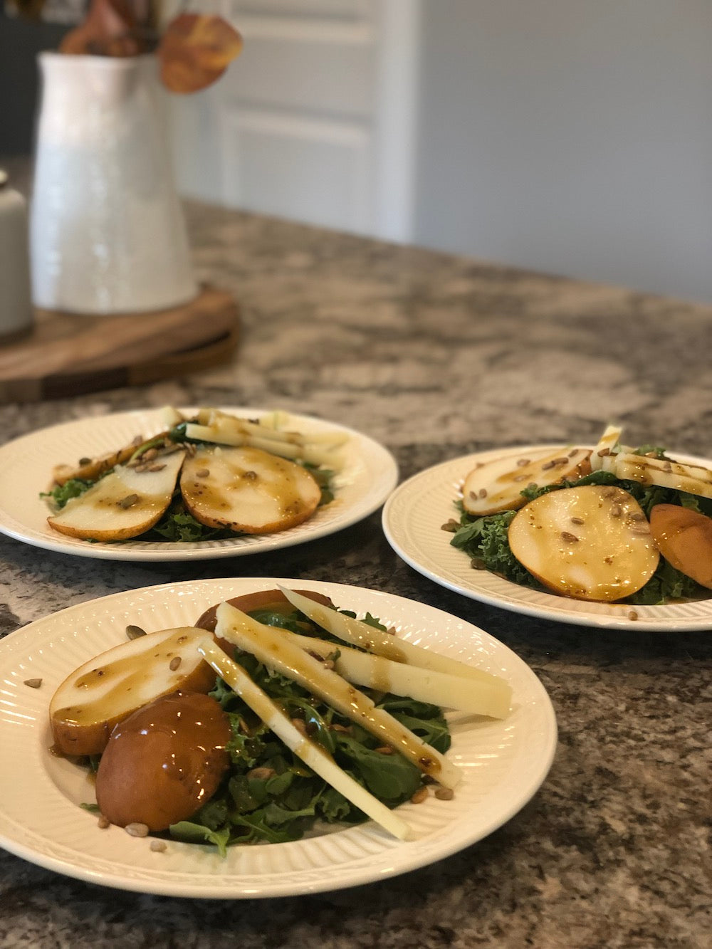 Manchego, Pear and Pepita Salad – Fustini's Oils & Vinegars