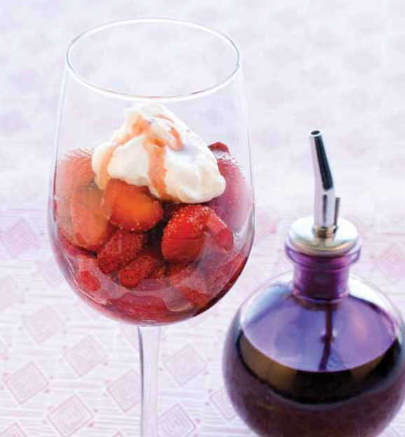 Strawberries with Lemon-Raspberry Balsamic Glaze – Fustini's Oils & Vinegars