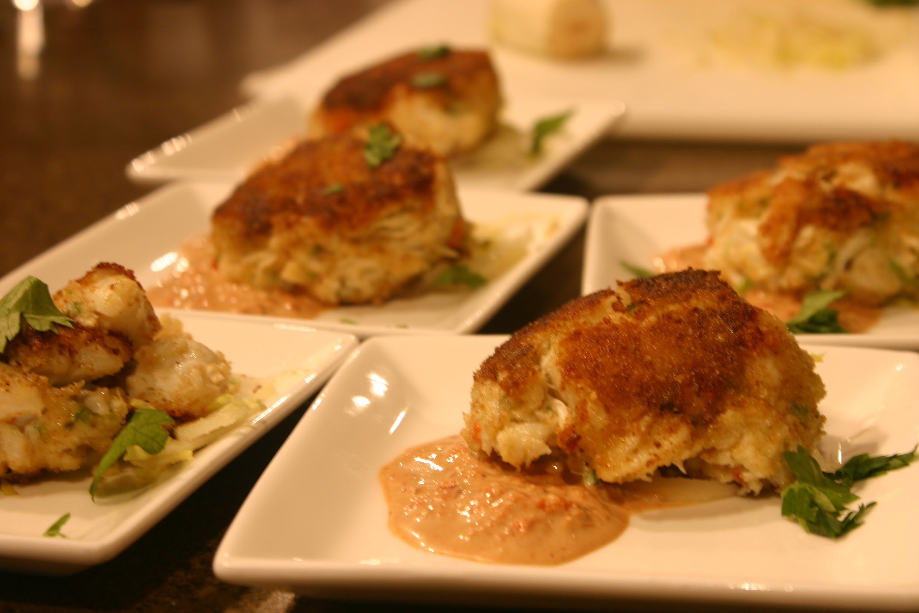 Crab Cakes with Red Pepper Mayo – Fustini's Oils & Vinegars