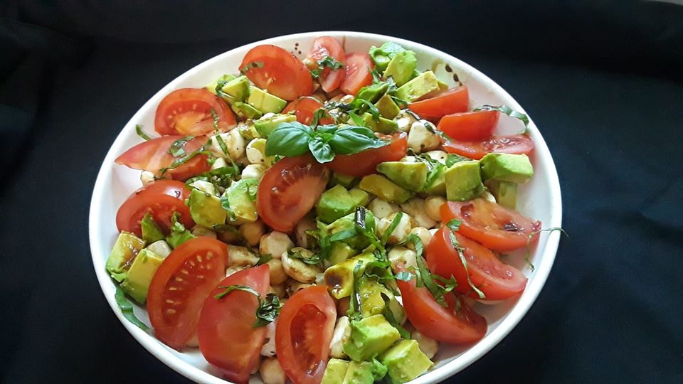 Garbanzo Avocado Caprese – Fustini's Oils & Vinegars