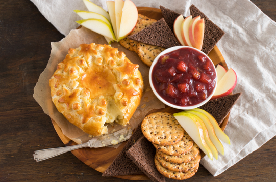 Baked Camembert with Herb Fruit Compote – Fustini's Oils & Vinegars