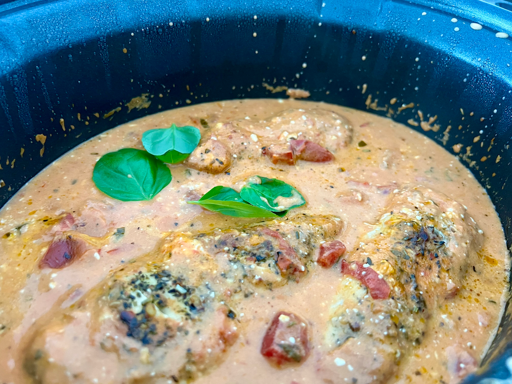 Slow Cooker Tomato Basil Chicken – Fustini's Oils & Vinegars