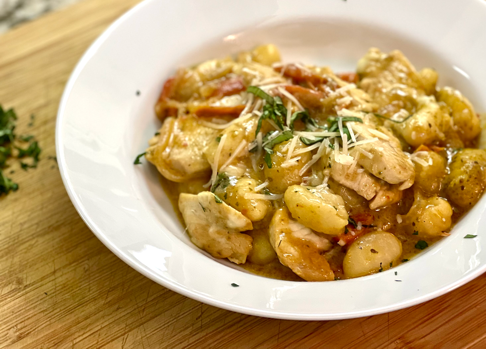 Creamy Pesto Gnocchi & Chicken Skillet – Fustini's Oils & Vinegars