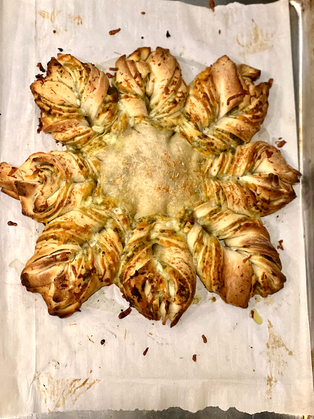 Pesto Stuffed Star Bread – Fustini's Oils & Vinegars
