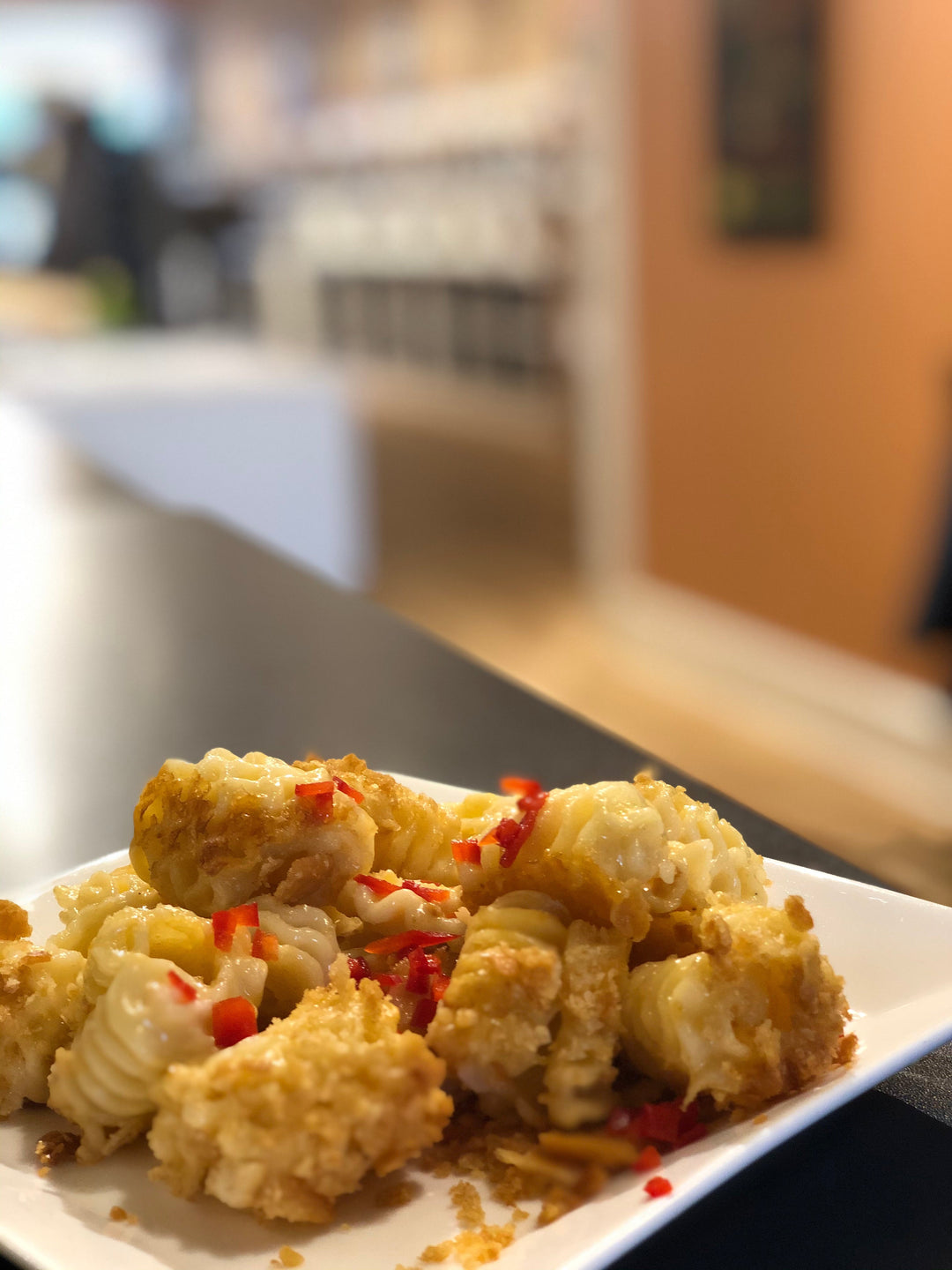 Traditional Baked Macaroni and Cheese