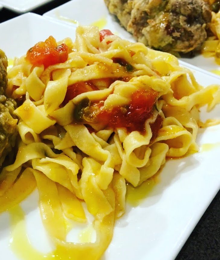 Fresh Fettuccini with Garlic and Caper Tomato Sauce