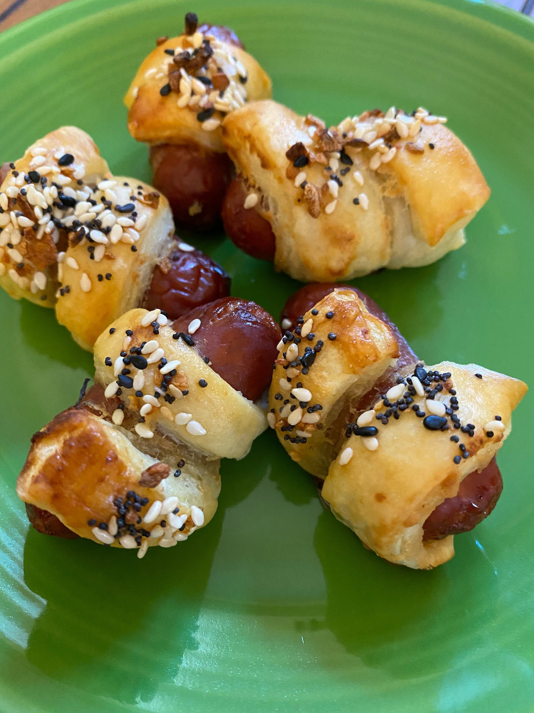 Mustard Mini Pig in a Blanket