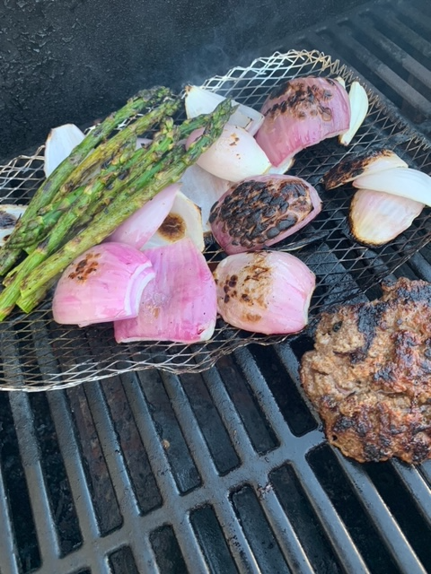 Grilled Asparagus and Red Onion