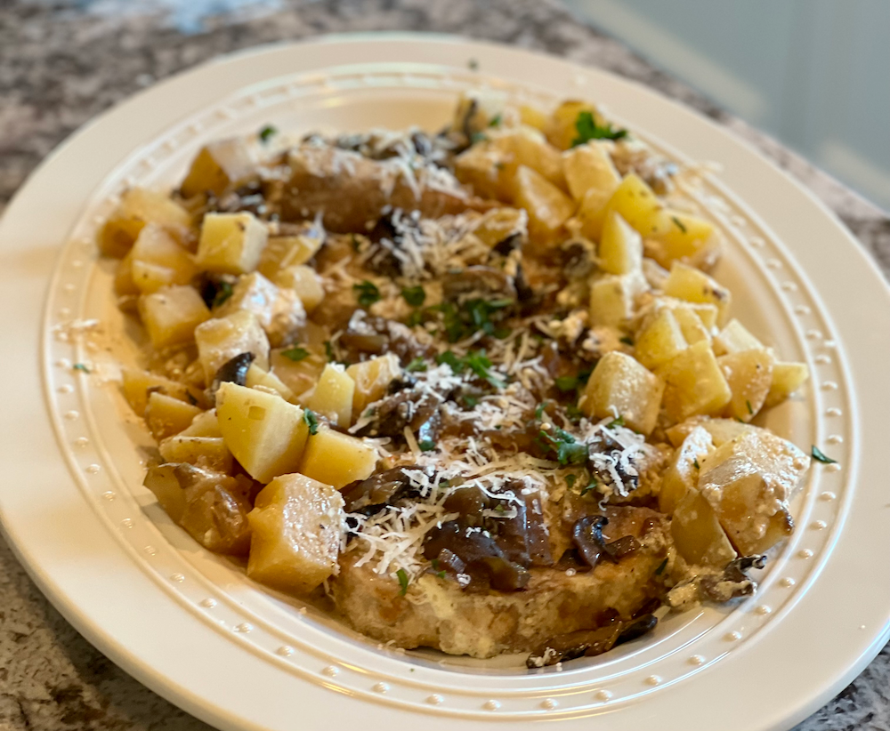 Slow Cooker Creamy Garlic Pork Chops
