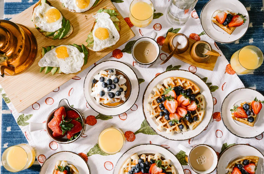 5 Tips for Hosting a Fun and Festive Holiday Brunch